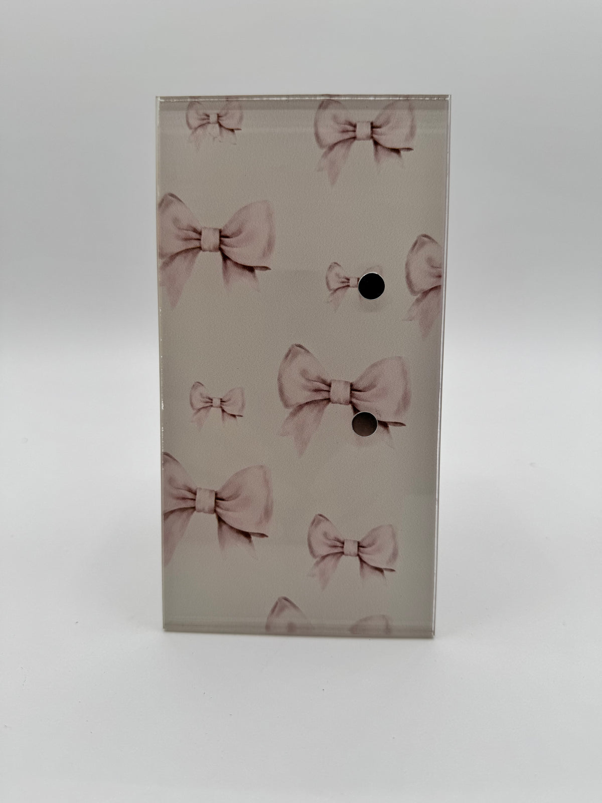 Bow Lash Tile