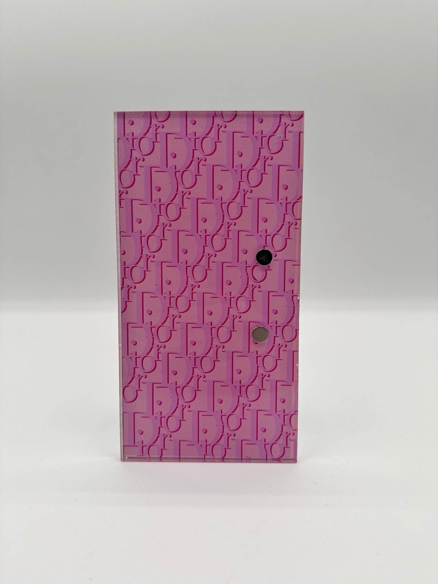 Diorr’ Lash Tile